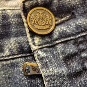 Brioni Jeans. Made in Italy.